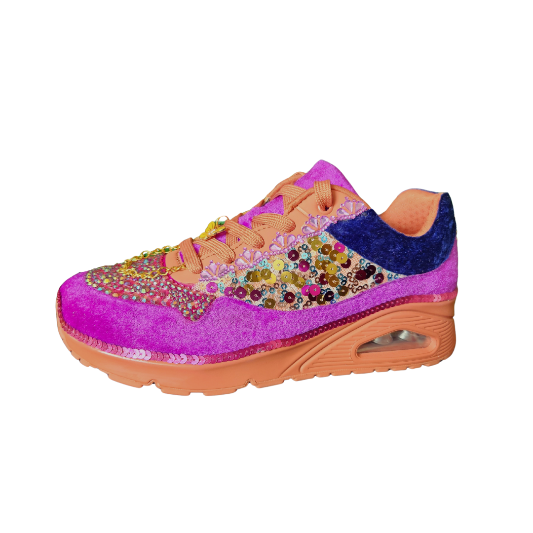 Vybe Sneakers