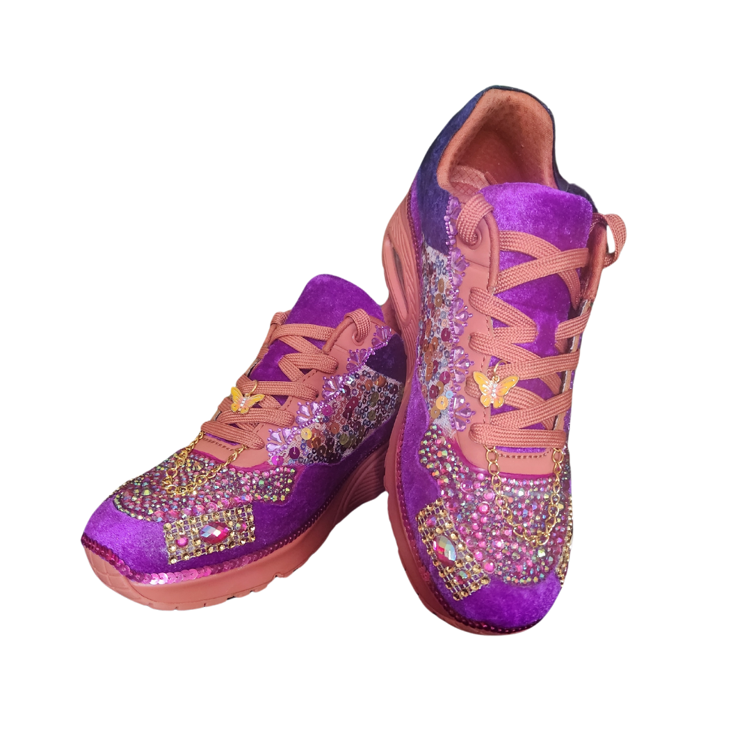 Vybe Sneakers